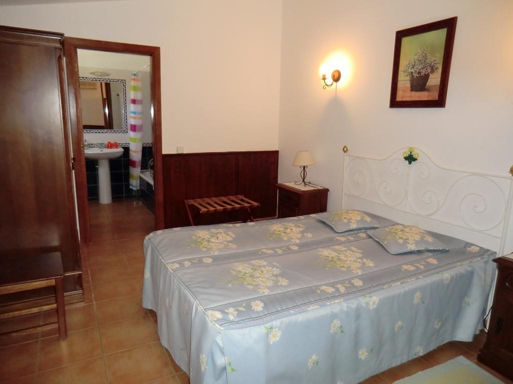 Gasthaus Monte Dos Avos Querenca Zimmer foto
